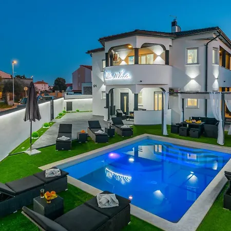 White Pool Apartmens Pula