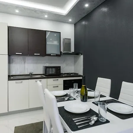 Maison d'hôtes White Pool Apartmens 3*