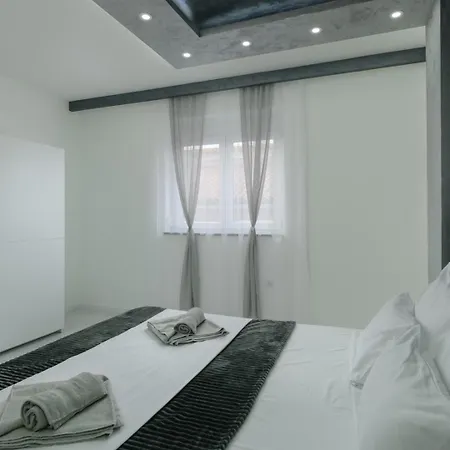 Maison d'hôtes White Pool Apartmens