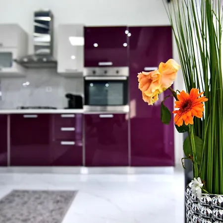 White Pool Apartmens 3* Pula